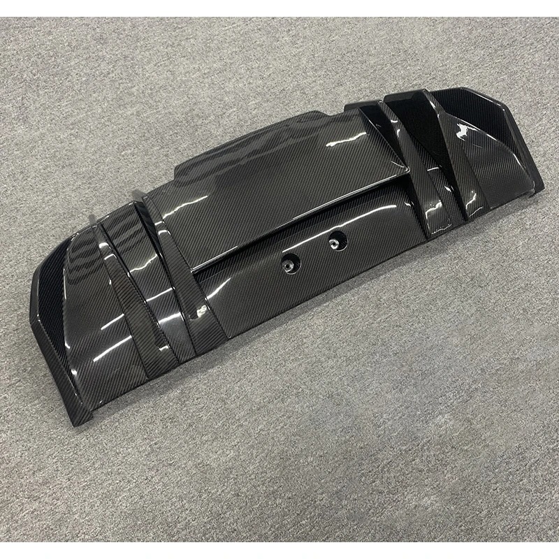 High Quality Fast Delivery Whole Sale Price Dry Carbon Fiber Vorsteine Rear Diffuser Body Kits for  R8 16-19
